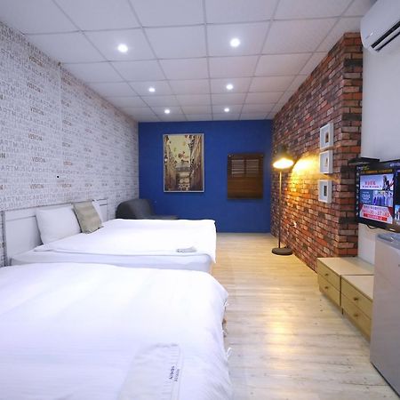 Luca Hotel Taichung Buitenkant foto