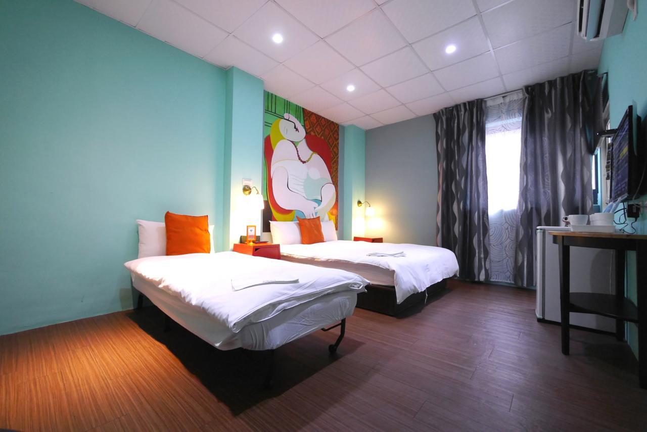 Luca Hotel Taichung Buitenkant foto